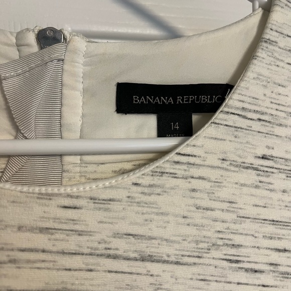 Banana Republic dress, size 14 - Picture 2 of 3